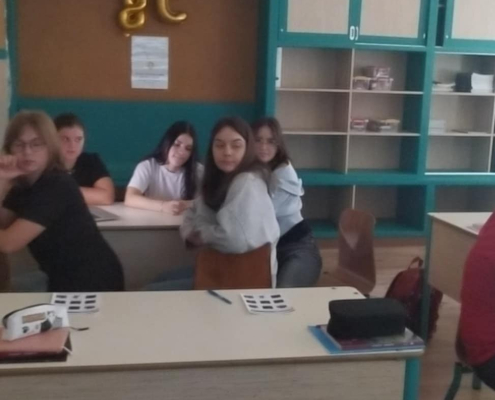 Okosdoboz 8